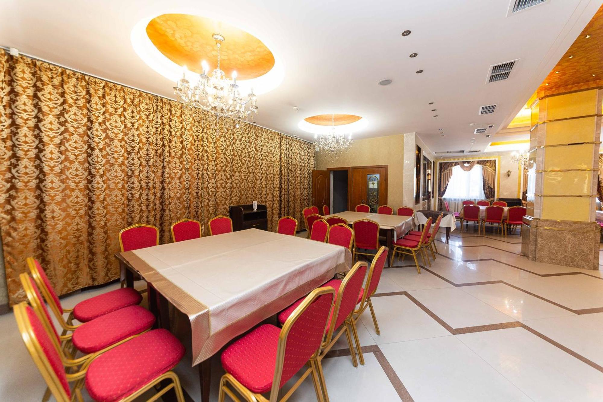 Hotel O Azamat Astana Exteriér fotografie
